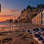 Que faire à Cabourg : promenade Marcel Proust et plage au coucher du soleil